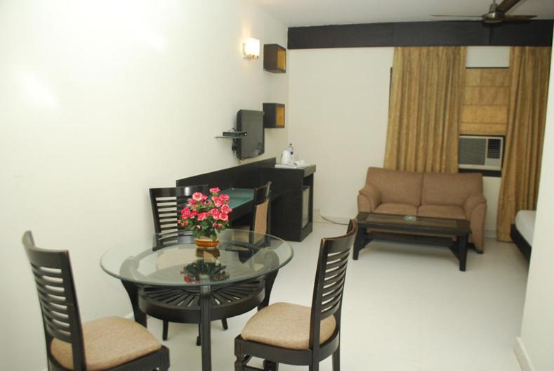 Aman Deluxe Hotell New Delhi Exteriör bild